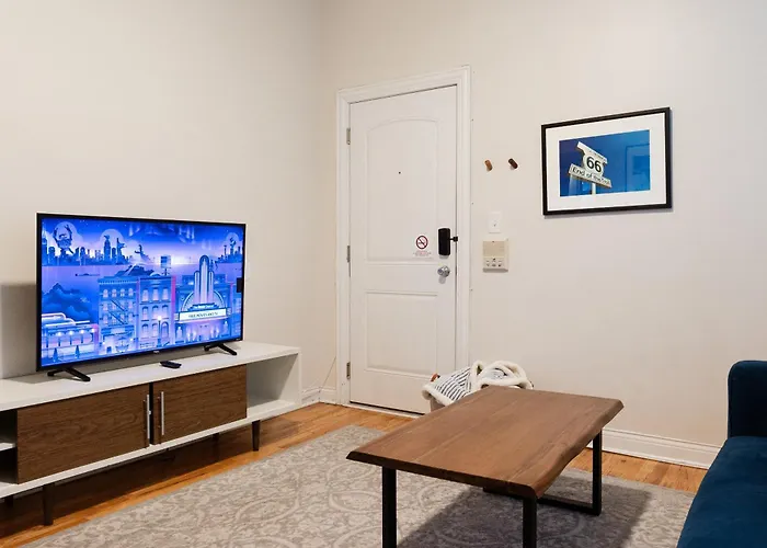 Wicker Park 2br Modern Dv3