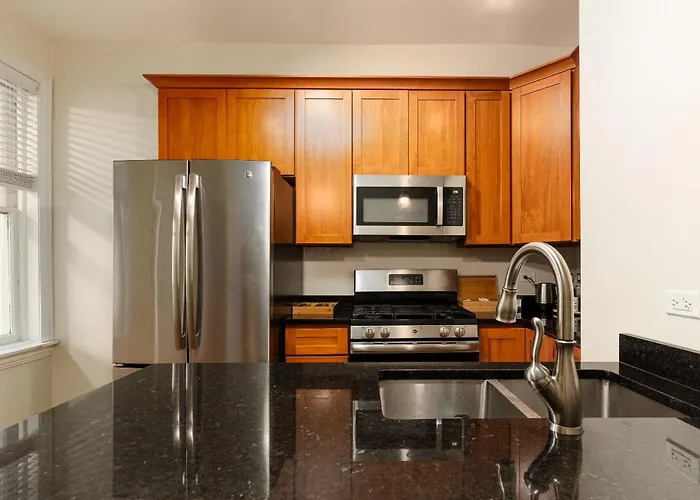 Wicker Park 2br Modern Dv3 * Chicago